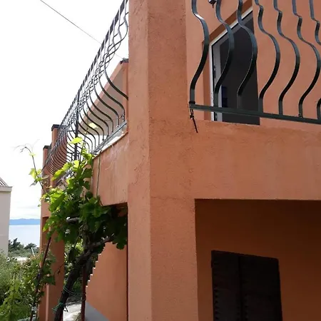 Smjestaj Domi Makarska