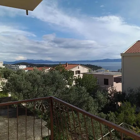 Guest house Smjestaj Domi Makarska